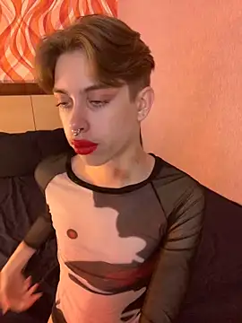 dark noir  online show from June 12, 10:47 am