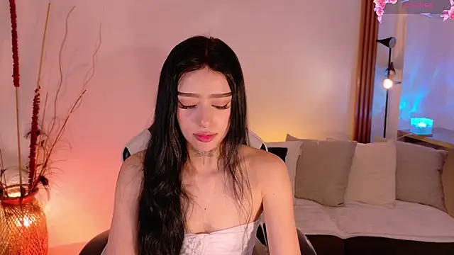 ludovikasallow online show from May 2, 3:50 pm