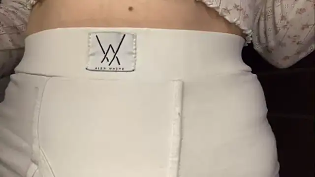WarmDreams online show from May 27, 5:10 pm