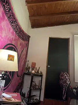 Snapshot of Lilith_Desire chatting on June 5, 2:23 pm Lilith Desire online show from June 5, 2:23 pm