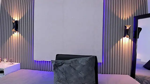 Alexa Zc online show from May 25, 12:00 pm