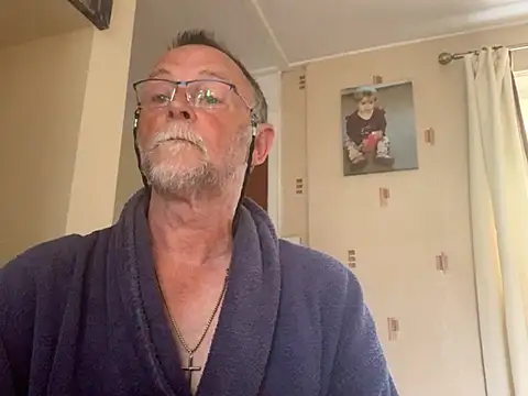 Moonraker64 online show from May 31, 7:48 am