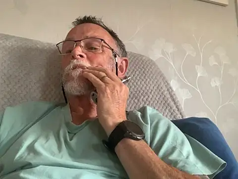 Moonraker64 online show from June 21, 7:49 pm