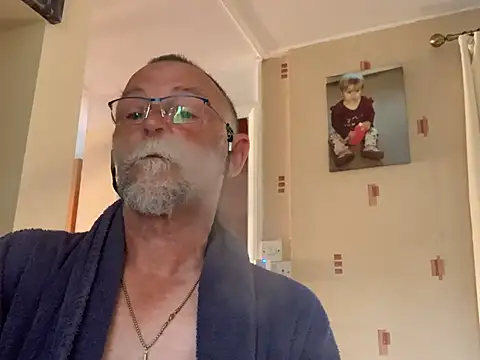 Moonraker64 online show from July 10, 5:56 am
