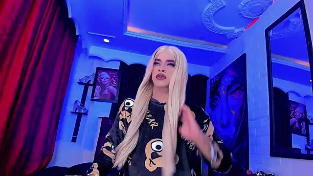 Snapshot of Mia_Colucci25 chatting on June 27, 11:10 pm Mia Colucci25 online show from June 27, 11:10 pm