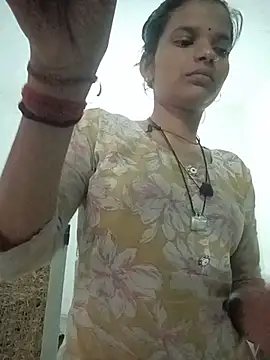 Snapshot of Student_garl_1 chatting on July 11, 12:46 am Student garl 1 online show from July 11, 12:46 am