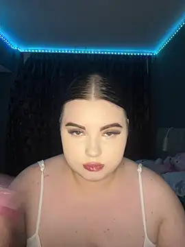 Snapshot of ElyBabyX chatting on June 9, 9:37 pm ElyBabyX online show from June 9, 9:37 pm