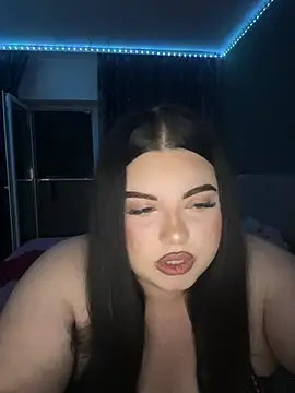 ElyBabyX online show from August 6, 1:40 am