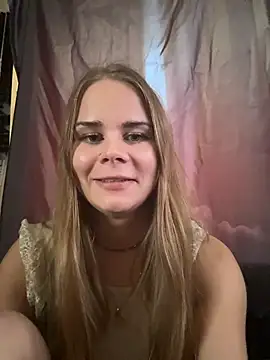 MaryMathews  online show from June 26, 1:10 am
