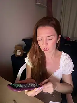 therealgingerr online show from June 4, 2:28 am