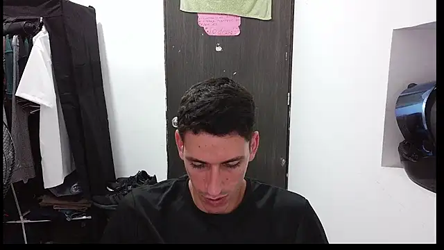 Snapshot of RaulRico chatting on July 12, 5:15 pm RaulRico online show from July 12, 5:15 pm