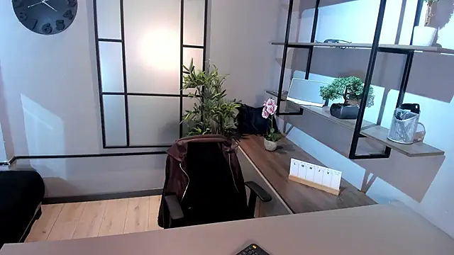Snapshot of Spencerwhite_ chatting on May 9, 8:25 pm Spencerwhite online show from May 9, 8:25 pm