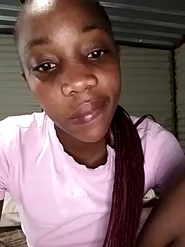 Snapshot of petitekaylaXxx chatting on May 4, 1:07 pm petitekaylaXxx online show from May 4, 1:07 pm