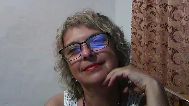 ElizabethGorden online show from July 14, 5:29 pm