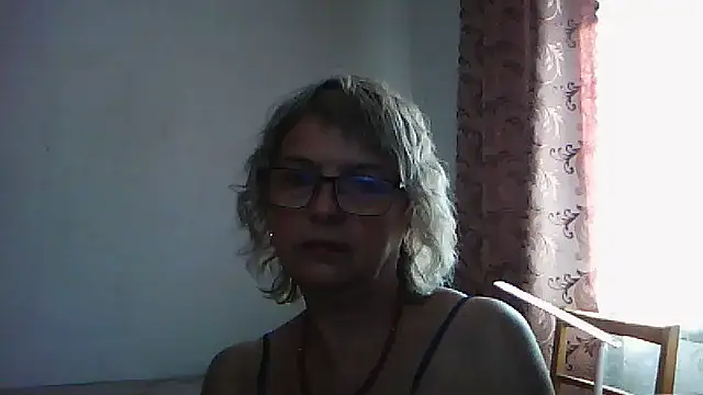 ElizabethGorden online show from July 29, 6:55 am