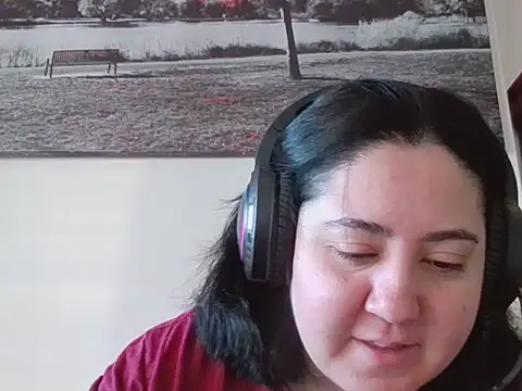 IsabellaJacobs online show from May 7, 3:56 am