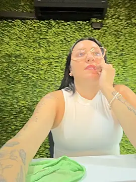 Slvarez online show from June 16, 3:58 pm
