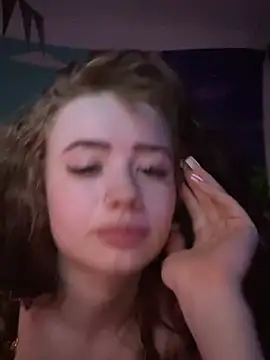 Snapshot of sexy_sadiee chatting on July 5, 10:39 pm sexy sadiee online show from July 5, 10:39 pm