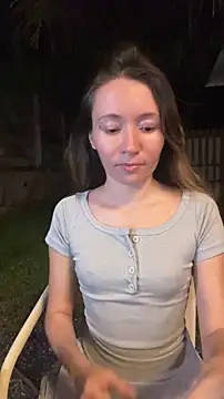 Snapshot of Mini_girl_do_it_better chatting on May 12, 2:36 pm Mini girl do it better online show from May 12, 2:36 pm