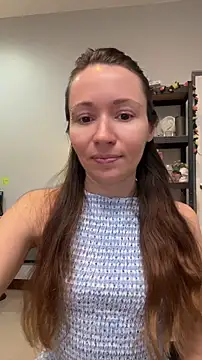 Snapshot of Mini_girl_do_it_better chatting on May 29, 3:10 pm Mini girl do it better online show from May 29, 3:10 pm