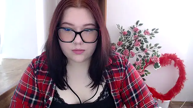 KarolinasHot online show from May 11, 8:42 am