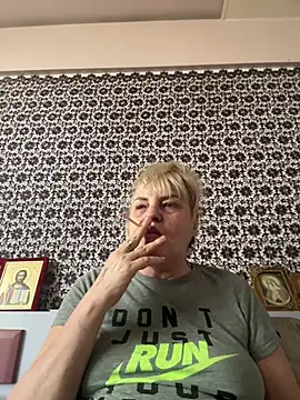 Snapshot of AnastasiaGrey777 chatting on June 20, 5:10 am AnastasiaGrey777 online show from June 20, 5:10 am