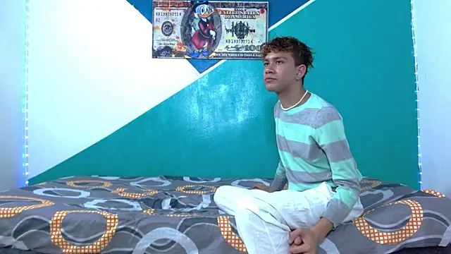 wild boys zs online show from June 7, 5:11 am
