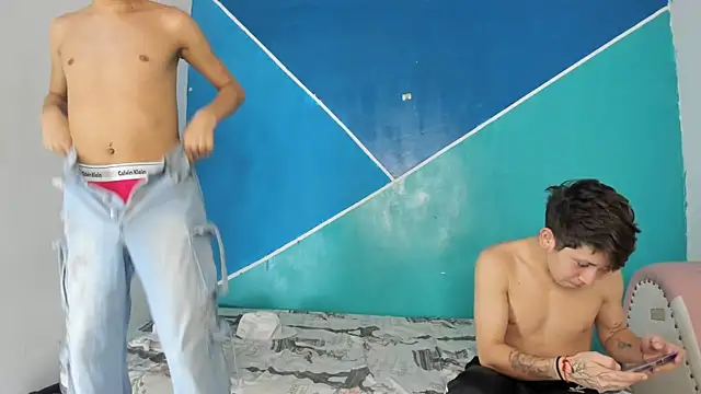 Snapshot of wild_boys_zs chatting on July 13, 8:17 am wild boys zs online show from July 13, 8:17 am