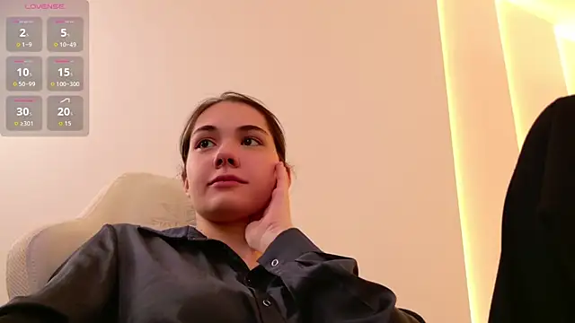 Snapshot of Sindell_cryell chatting on June 27, 9:09 pm Sindell cryell online show from June 27, 9:09 pm