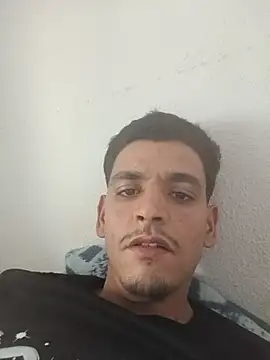 Snapshot of polladura_05 chatting on July 26, 9:05 am polladura 05 online show from July 26, 9:05 am
