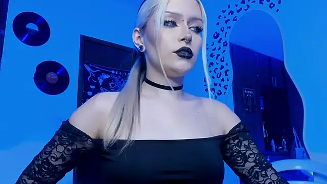scorpiogoddess online show from May 7, 1:33 am