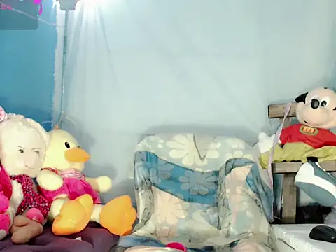 Snapshot of lilith-12 chatting on June 13, 6:06 pm lilith-12 online show from June 13, 6:06 pm
