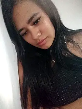 Snapshot of AntonellaMonroew chatting on June 16, 8:44 pm AntonellaMonroew online show from June 16, 8:44 pm