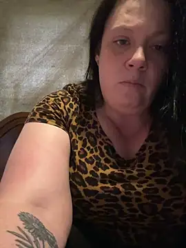 blueeyez1987 online show from May 16, 5:23 pm