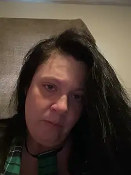 blueeyez1987 online show from May 24, 1:27 pm