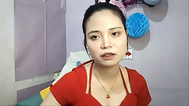Snapshot of FerminaBoutwell chatting on June 18, 11:25 am FerminaBoutwell online show from June 18, 11:25 am