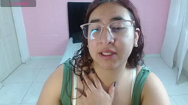 Snapshot of celeste16092020 chatting on August 3, 2:44 pm celeste16092020 online show from August 3, 2:44 pm