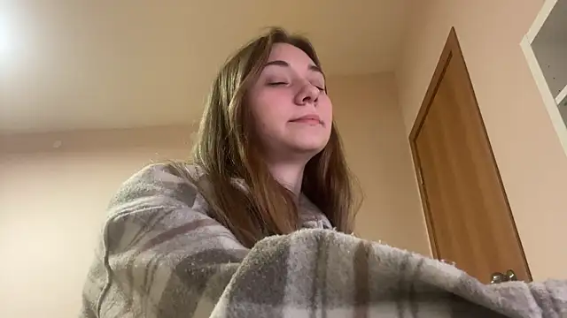Snapshot of alya_dream chatting on May 9, 6:13 pm alya dream online show from May 9, 6:13 pm
