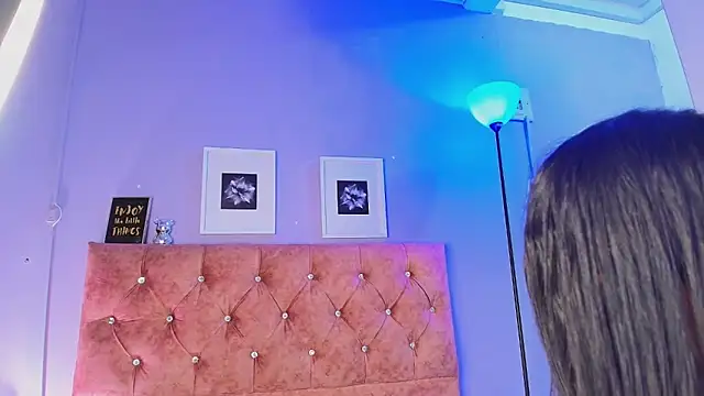 Nikirouse online show from June 2, 2:02 am