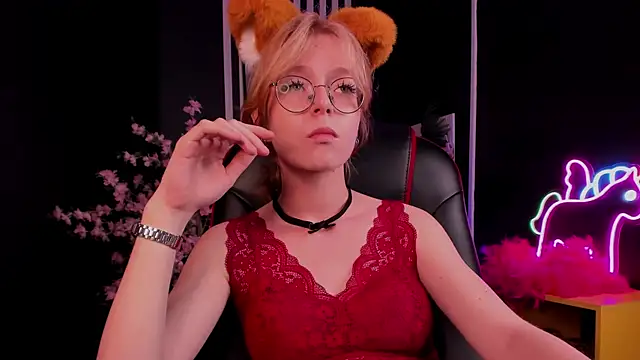 Snapshot of FoxxyyPolly chatting on July 5, 5:14 am FoxxyyPolly online show from July 5, 5:14 am