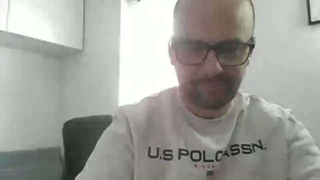 NakedAndrewHot online show from May 15, 12:56 pm