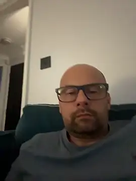 NakedAndrewHot online show from June 2, 8:22 pm