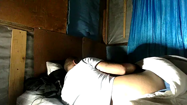 Snapshot of Camodick chatting on July 4, 12:28 am Camodick online show from July 4, 12:28 am