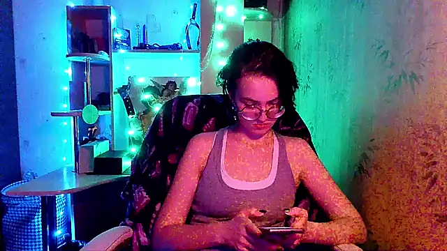Alessa Kiss online show from May 21, 12:56 pm