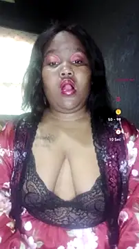 Snapshot of ChubbyMidgetxxx19 chatting on June 26, 8:52 am ChubbyMidgetxxx19 online show from June 26, 8:52 am