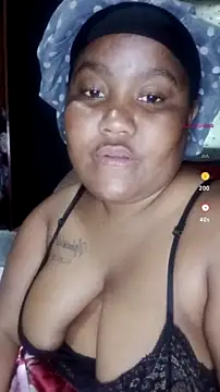 Snapshot of ChubbyMidgetxxx19 chatting on June 28, 2:34 pm ChubbyMidgetxxx19 online show from June 28, 2:34 pm