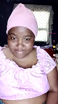 Snapshot of ChubbyMidgetxxx19 chatting on July 11, 1:47 pm ChubbyMidgetxxx19 online show from July 11, 1:47 pm