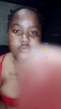 Snapshot of ChubbyMidgetxxx19 chatting on July 13, 4:54 pm ChubbyMidgetxxx19 online show from July 13, 4:54 pm