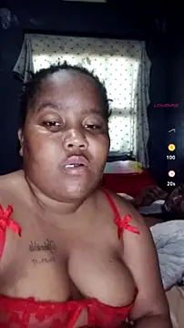 Snapshot of ChubbyMidgetxxx19 chatting on July 19, 1:48 pm ChubbyMidgetxxx19 online show from July 19, 1:48 pm