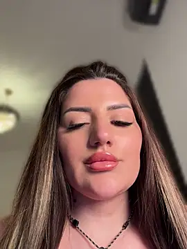 SophiePale online show from June 4, 7:31 pm